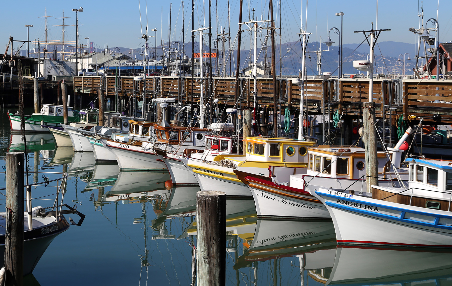 Home to Fisherman's Wharf, Pier 39, cable cars, street entertainment, ...